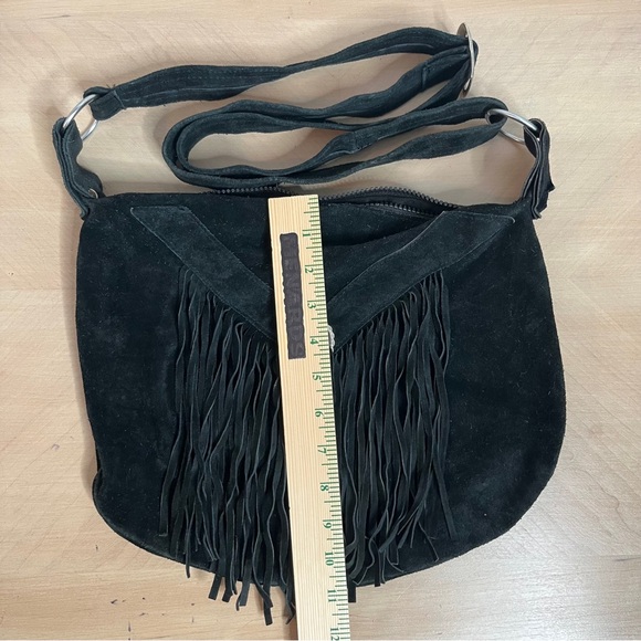 Black Fringe Suede Shoulder Bag Western Top Zip Closure - Picture 8 of 9